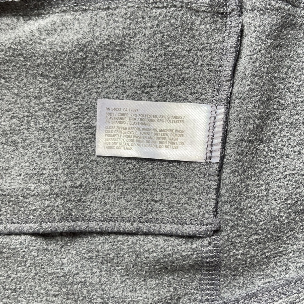 Gap Fit Women’s Hoodie - Picture 6 of 6